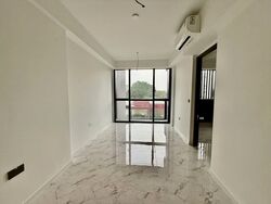 sceneca-residence photo thumbnail #5